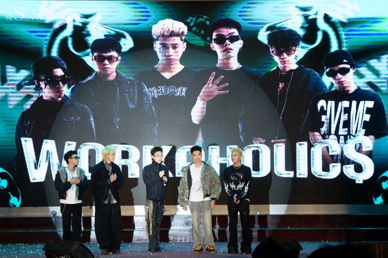 “Đắm chìm” trong không gian âm nhạc của sự kiện chào tân sinh viên trường Báo ảnh 5