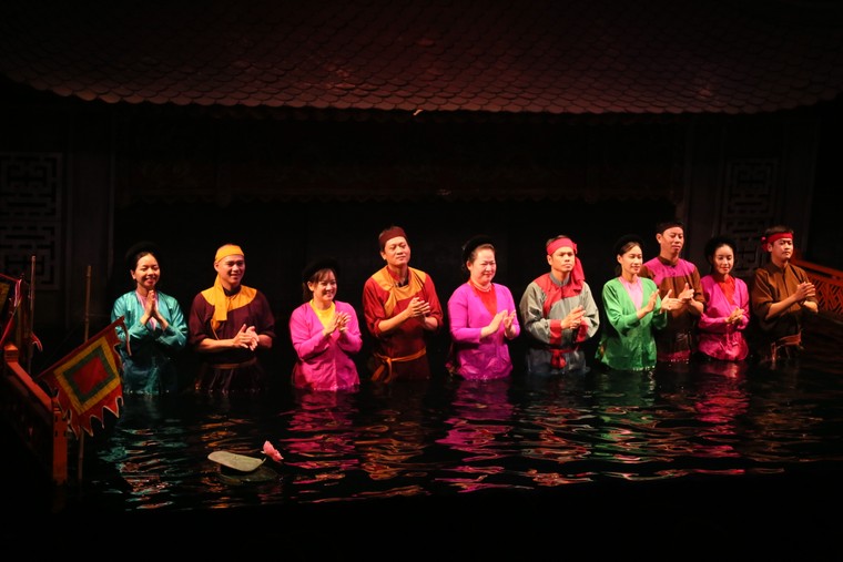 Đánh thức di sản rối nước Việt cùng “Ngọc Thuỷ Đình” ảnh 1