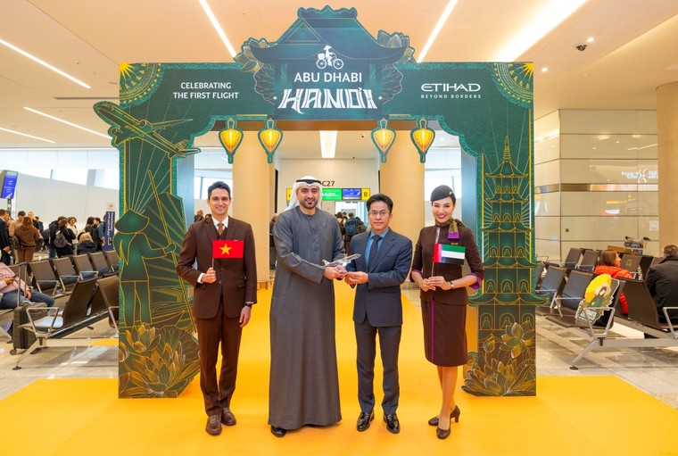 Etihad khai trương đường bay mới đến Việt Nam với chuyến bay đầu tiên kết nối Hà Nội đến Abu Dhabi ảnh 3