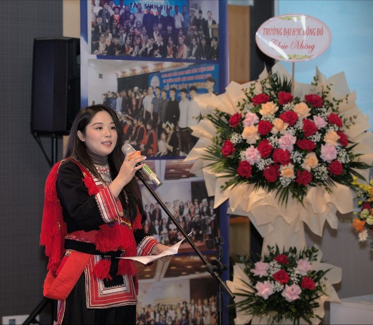 "Truyền lửa" cho tân sinh viên người Dao ảnh 2