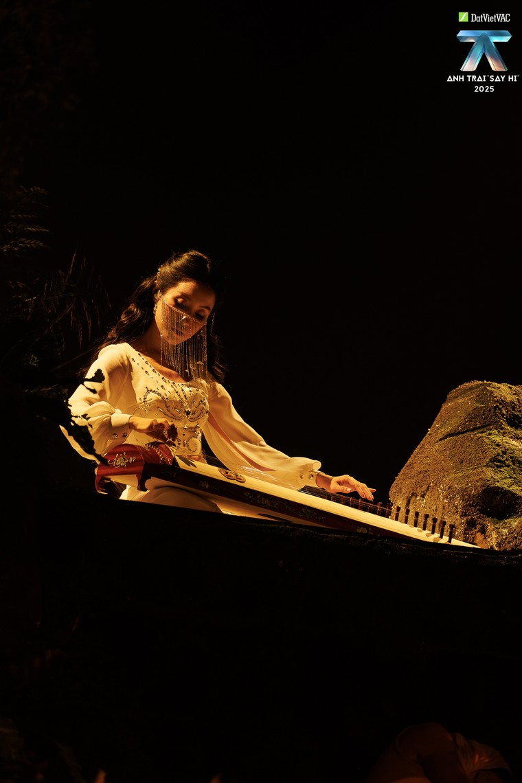 Anh Trai “Say Hi” 2025 Tập 11: Team Vũ Cát Tường, B Ray và Negav khuấy động sân khấu Live Stage 4, Top 18 chính thức bước vào chung kết ảnh 1