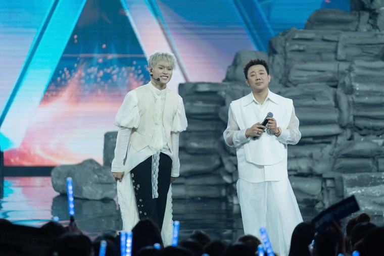 Anh Trai “Say Hi” 2025 tập 12: Hành trình trưởng thành trong âm nhạc của Anh Trai buitruonglinh, Anh Trai Mason Nguyễn, Anh Trai OgeNus và Anh Trai Jey B ảnh 2