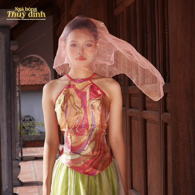 Bộ ảnh “Người giấu bóng - Rối phơi hồn” mang đến góc nhìn thị giác mới về rối nước Việt Nam ảnh 5