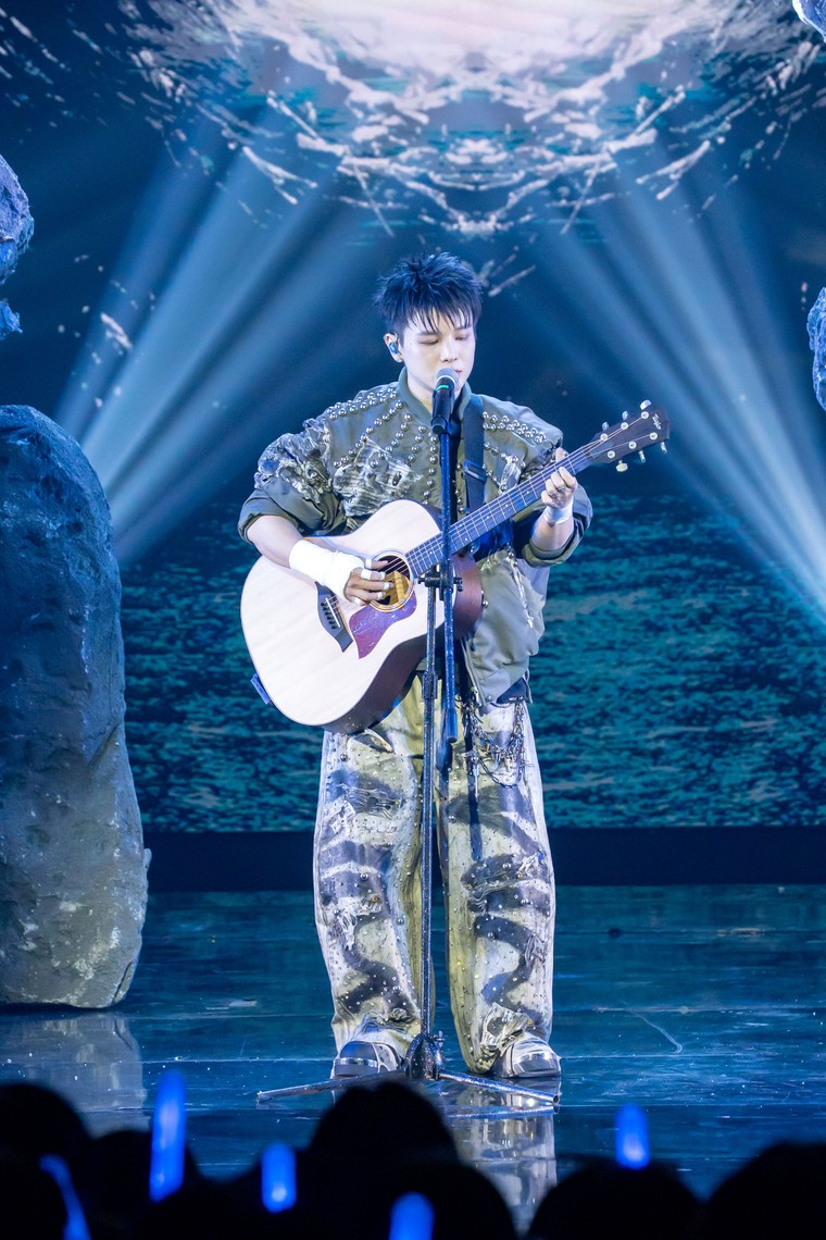 Anh Trai “Say Hi” 2025 Tập 12: Chung kết 1 khai màn với 9 tiết mục solo đầy cảm xúc ảnh 6