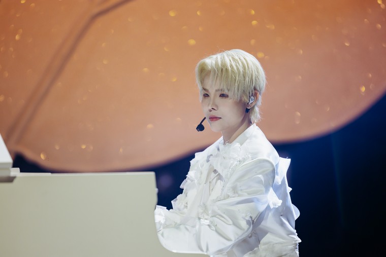 Anh Trai “Say Hi” 2025 Tập 13: Bữa tiệc âm nhạc đa sắc, từ citypop, ballad đến R&B khép lại Chung kết 1 Anh Trai “Say Hi” 2025 ảnh 8