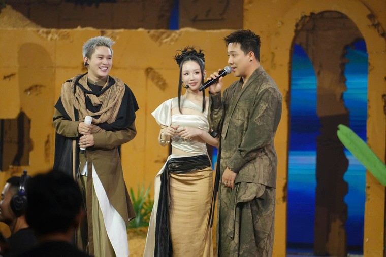 Anh Trai “Say Hi” 2025 Tập 13: Bữa tiệc âm nhạc đa sắc, từ citypop, ballad đến R&B khép lại Chung kết 1 Anh Trai “Say Hi” 2025 ảnh 7