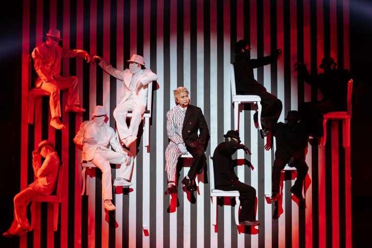 Anh Trai “Say Hi” 2025 Tập 13: Bữa tiệc âm nhạc đa sắc, từ citypop, ballad đến R&B khép lại Chung kết 1 Anh Trai “Say Hi” 2025 ảnh 5