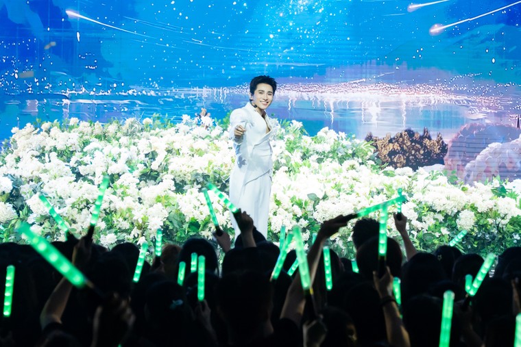 Anh Trai “Say Hi” 2025 Tập 13: Bữa tiệc âm nhạc đa sắc, từ citypop, ballad đến R&B khép lại Chung kết 1 Anh Trai “Say Hi” 2025 ảnh 3