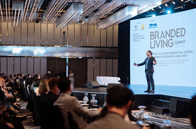 Chiến lược bất động sản cao cấp trong kỷ nguyên trải nghiệm: Khi hàng hiệu không chỉ là "hàng có hiệu" ảnh 2
