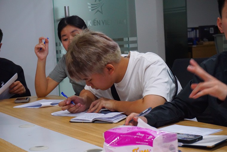 Nơi những đôi tay dạy nhau cất tiếng ảnh 8