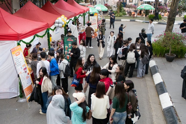 Đại học Thăng Long – Không gian sáng tạo và năng động của sinh viên trong “Thang Long White Christmas” ảnh 5