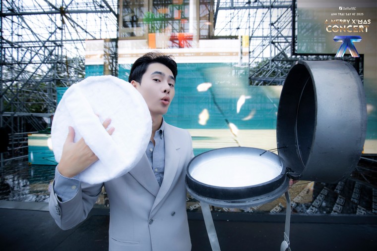 Anh Trai “Say Hi” 2025 Concert: Cuộc đua Best Rehearsal Outfit sôi động, dàn Anh Trai thay nhau “biến hóa” trước thềm concert 27/12 ảnh 8