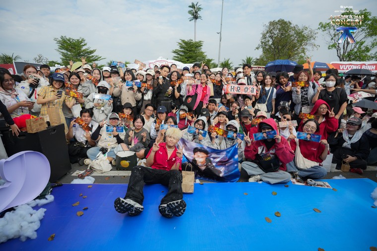 Anh Trai “Say Hi” 2025 - A Merry X’Mas Concert: Kiến tạo bức tranh mùa lễ hội cuối năm quy mô lớn ảnh 4