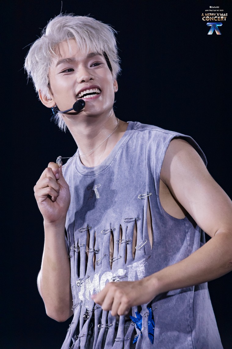 Anh Trai "Say Hi" 2025 Concert Giáng Sinh kiến tạo bức tranh mùa lễ hội cuối năm quy mô lớn tại Vạn Phúc City ảnh 9