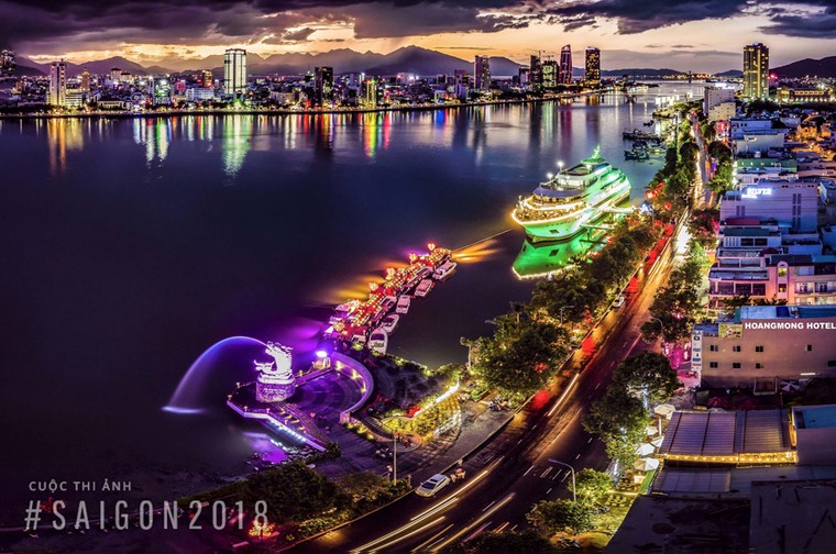 Khoảnh khắc rực rỡ núi non, đô thị, biển cả Việt Nam ảnh 19