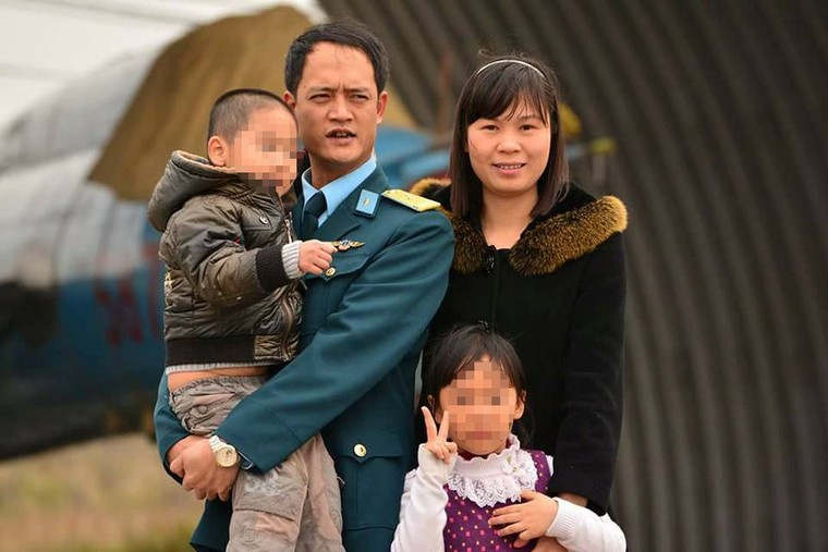 Xót thương phi công Khuất Mạnh Trí - Người lính yêu hoa lan ảnh 2