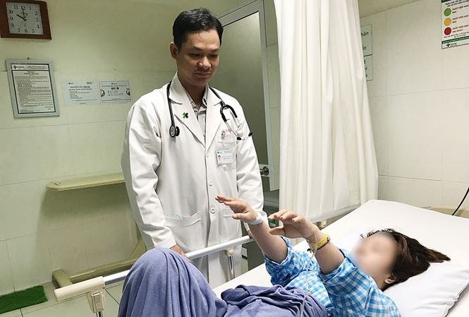 Cô gái trẻ 22 tuổi bị đột quỵ sau khi ngủ dậy ảnh 1