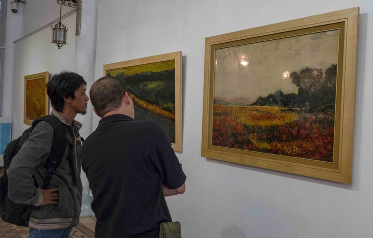 Họa sỹ Hiền Nguyễn và 10 năm 'Ủ' với sơn mài ảnh 2