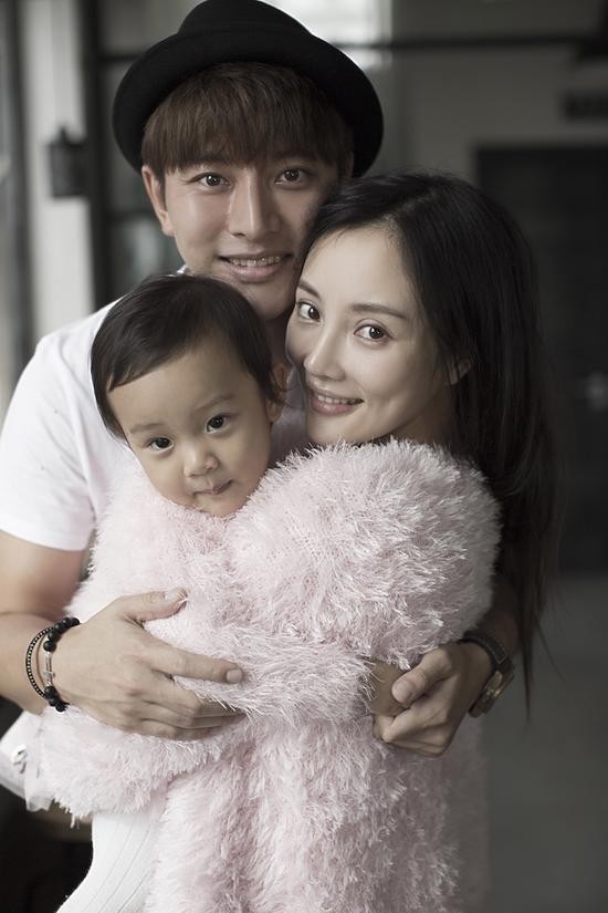 2 mỹ nhân nổi tiếng bị phanh phui chuyện nhiều lần ngoại tình ảnh 2