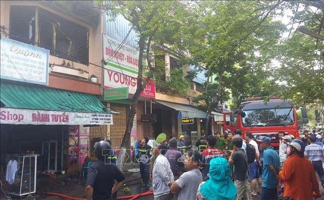 Cháy nhà khi đang ngủ, hai vợ chồng may mắn thoát chết ảnh 1