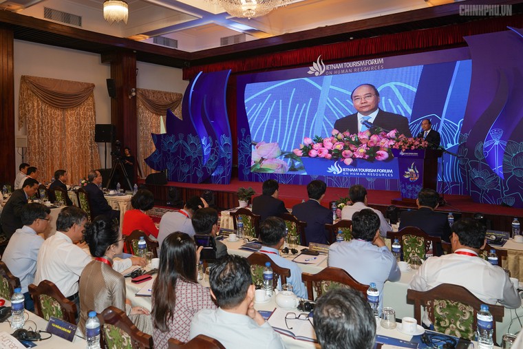 Thủ tướng nêu 3 chữ ‘C’ quan trọng để phát triển du lịch ảnh 1