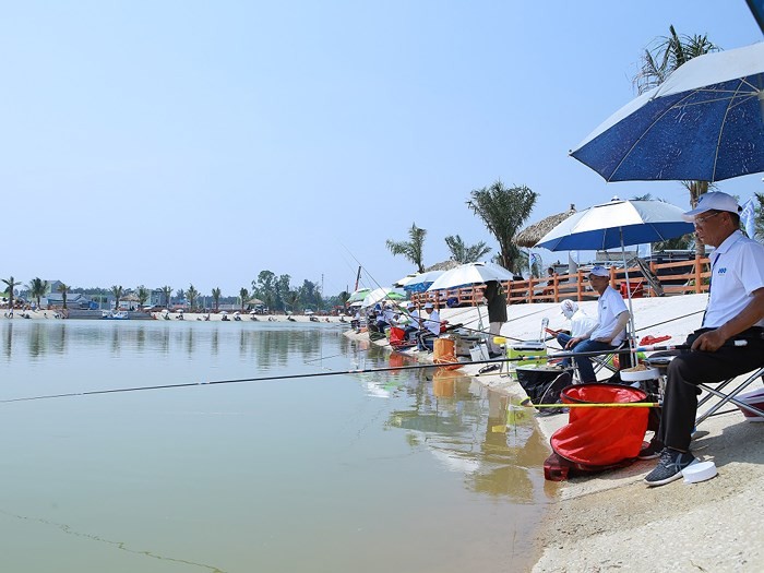 Nhiều giải thưởng hấp dẫn chờ đón cần thủ ở Giải câu cá Quốc tế FLC 2019 ảnh 1