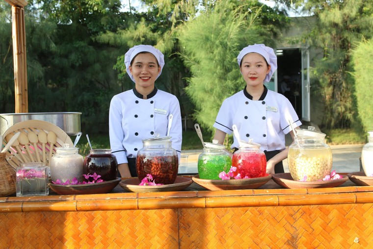 Muốn chơi Lễ thảnh thơi, học ngay công thức du lịch Sầm Sơn 'chuẩn không cần chỉnh' ảnh 4