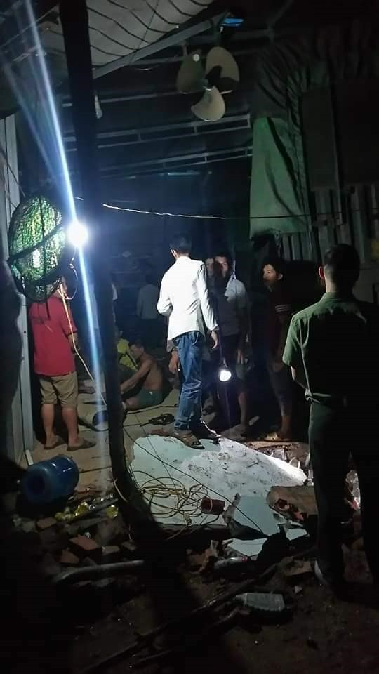 Xe đầu kéo lao vào nhà dân, 2 vợ chồng bị tông tử vong ảnh 1