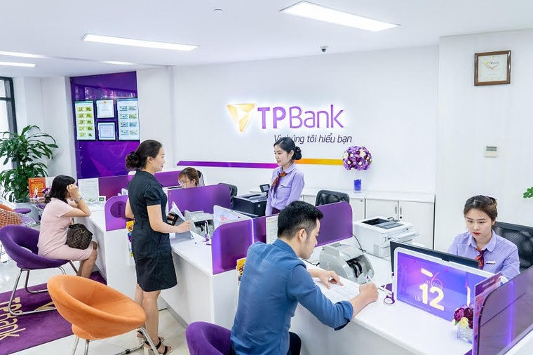 TPBank tiếp tục lọt Top 4 ngân hàng tư nhân uy tín nhất Việt Nam 2020 ảnh 1