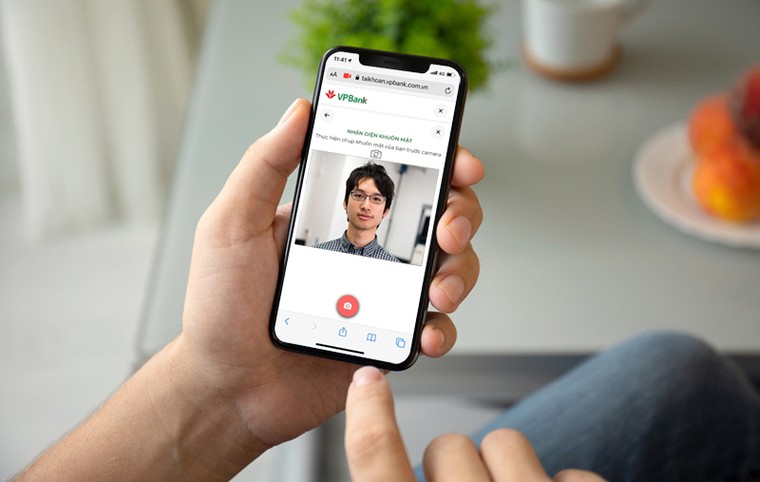 VPBank là ngân hàng đầu tiên triển khai eKYC – định danh khách hàng trực tuyến ảnh 1