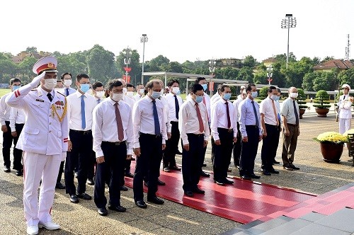 Lãnh đạo Đảng, Nhà nước viếng Chủ tịch Hồ Chí Minh nhân kỷ niệm 75 năm Quốc khánh 2/9 ảnh 4
