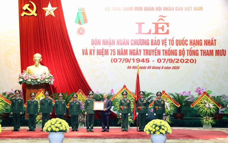 Thủ tướng: Đưa nền khoa học và nghệ thuật quân sự Việt Nam lên tầm cao mới ảnh 2