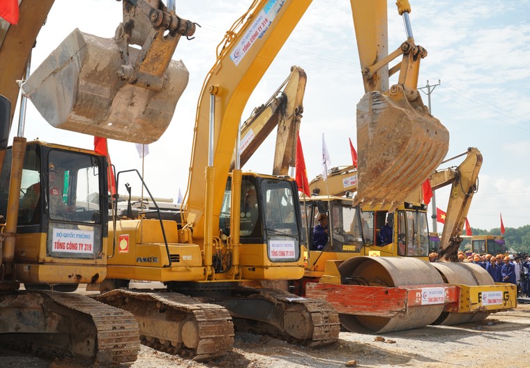 Thủ tướng Nguyễn Xuân Phúc: Phải có ít nhất 5.000 km cao tốc ảnh 2