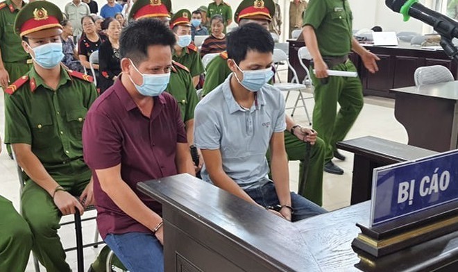 Chủ quán Nhắng nướng bắt khách quỳ xin lỗi lĩnh 12 tháng tù ảnh 1