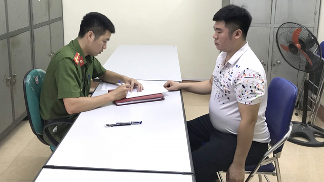 Người đánh bé 2 tuổi ngay trong lớp học mầm non khai gì? ảnh 1