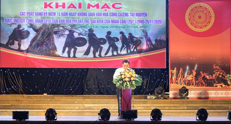 Tôn vinh giá trị di sản văn hóa Cồng chiêng ảnh 1