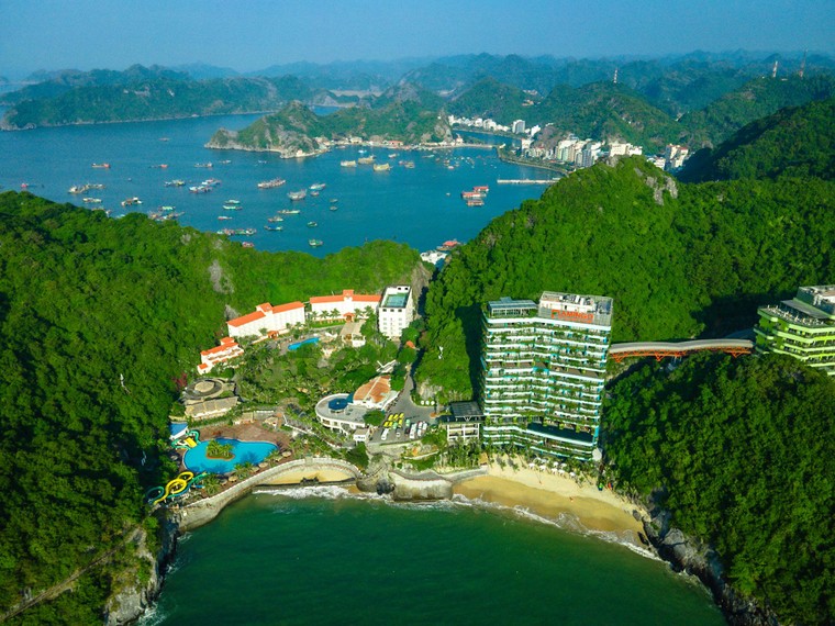 Lan Hạ đẹp ngỡ ngàng từ góc nhìn trên cao ảnh 9