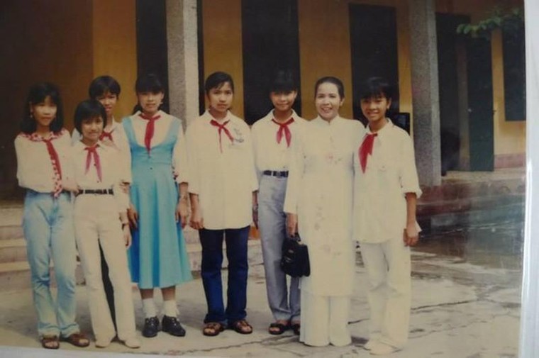 'Mùng 3 Tết thầy' - phong tục đẹp của người Việt ngày đầu Năm mới ảnh 1