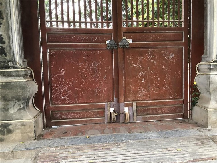 Các di tích nổi tiếng ở Hà Nội đồng loạt đóng cửa ảnh 3