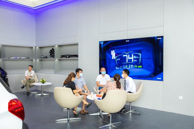 VinFast khai trương showroom 3S Cẩm Phả, ‘trình làng’ diện mạo hoàn toàn mới ảnh 4