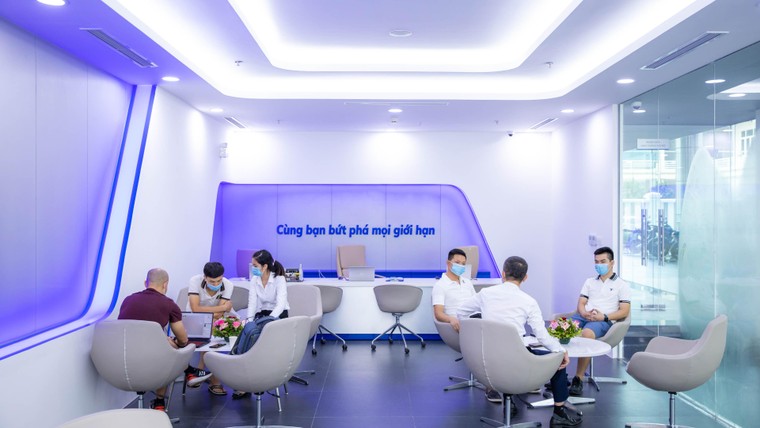 VinFast khai trương showroom 3S Cẩm Phả, ‘trình làng’ diện mạo hoàn toàn mới ảnh 5