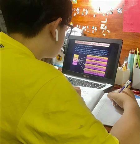 Học sinh lớp 1, 2 Hà Nội không nhất thiết phải làm bài kiểm tra trực tuyến cuối năm ảnh 1