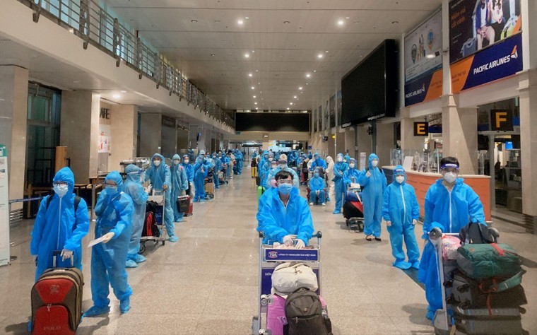 Bamboo Airways phối hợp tổ chức các chuyến bay đặc biệt đưa người dân các tỉnh phía Nam về quê ảnh 2