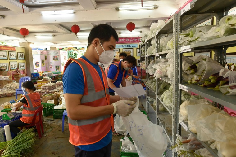 Điểm tựa vững vàng cho người dân chống dịch ảnh 5