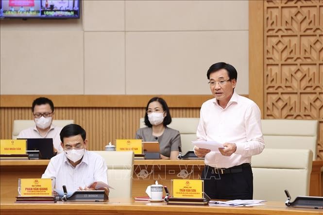 Thủ tướng chủ trì làm việc giữa Ban Chỉ đạo Quốc gia phòng, chống dịch COVID-19 với các địa phương ảnh 4