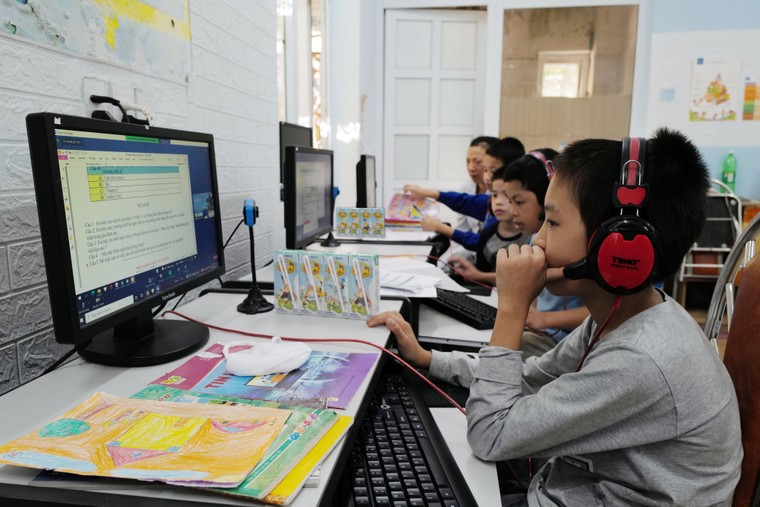 Vinamilk ủng hộ 10 tỷ đồng và góp 1 triệu ly sữa cho trẻ em khó khăn, bị ảnh hưởng bởi COVID-19 ảnh 4