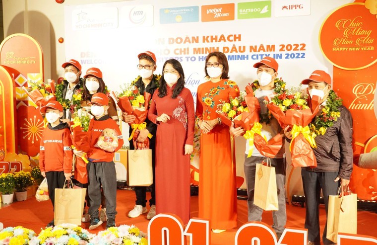 Du lịch nội địa khởi sắc trong những ngày đầu năm mới 2022 ảnh 1