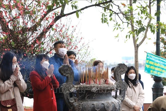 Phủ Tây Hồ mở cửa đón khách dịp Tết Thượng nguyên ảnh 7