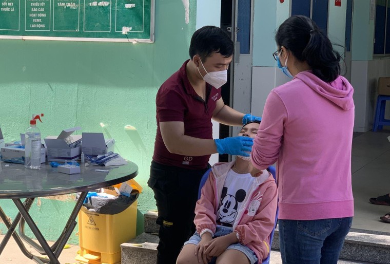 Cần tạo điều kiện thuận lợi cho F0 cách ly tại nhà khai báo y tế ảnh 1