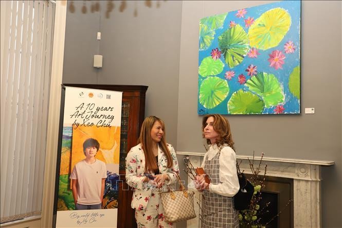 Tranh Việt Nam lần đầu đến London, Anh ảnh 2